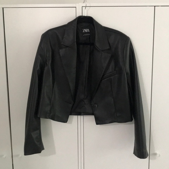 cropped leather jacket zara